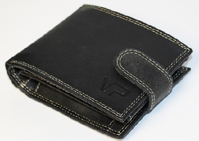 20代の旦那・夫の誕生日プレゼントに贈りたい二つ折り財布12選